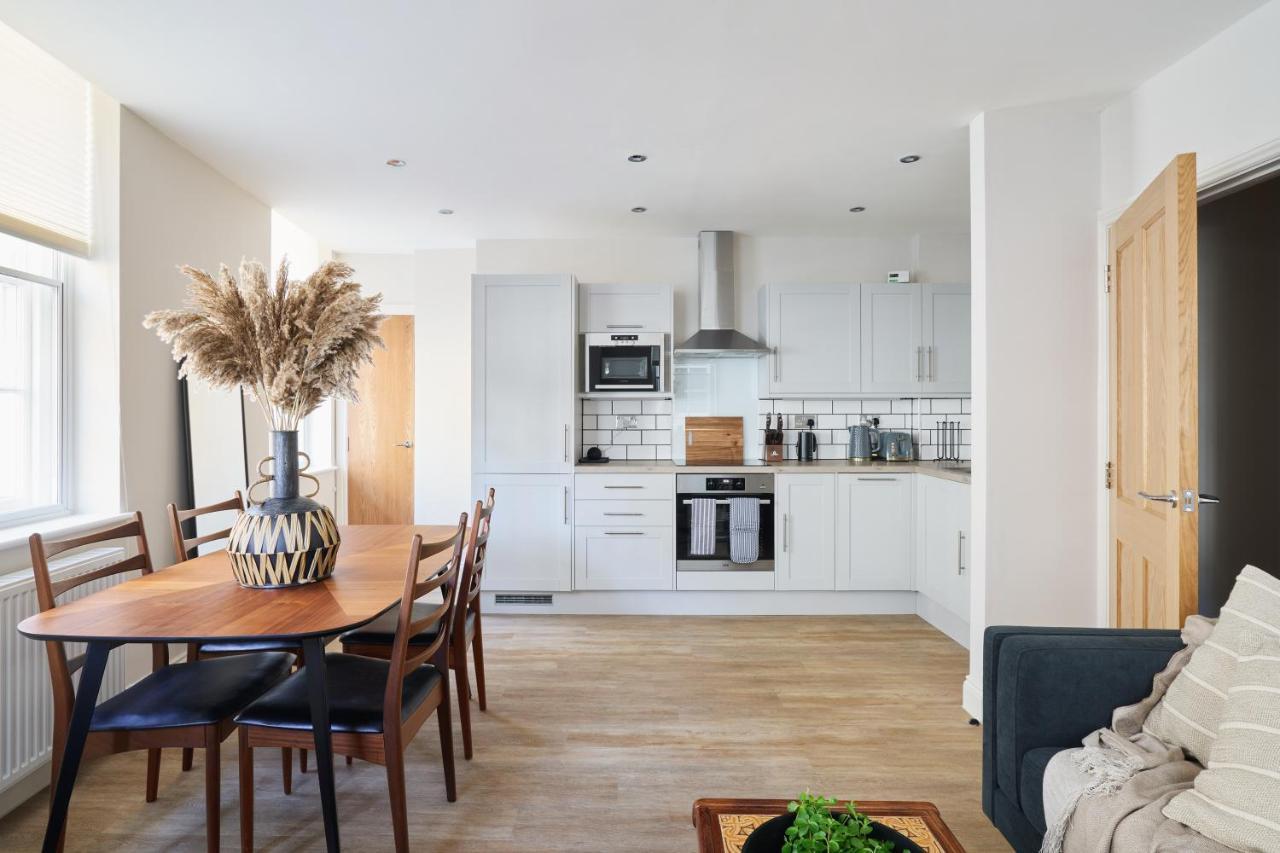 Superior Stays Luxury Apartments - Bath City Centre ภายนอก รูปภาพ