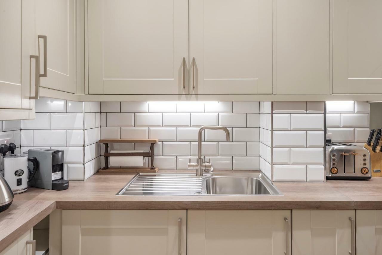 Superior Stays Luxury Apartments - Bath City Centre ภายนอก รูปภาพ